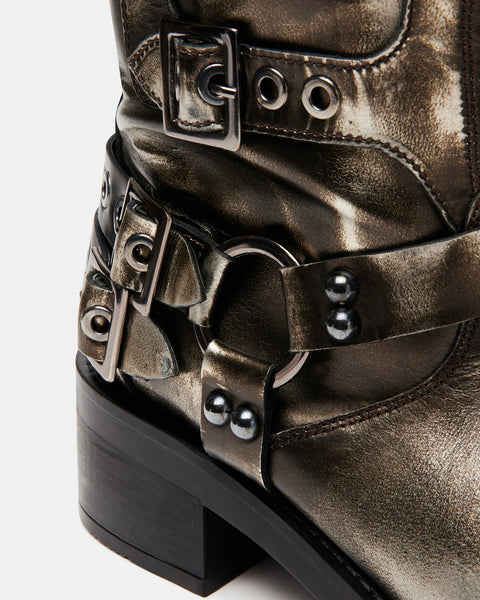 Motorcycle Boots Are the It-Girl Shoes Taking Over This Fall