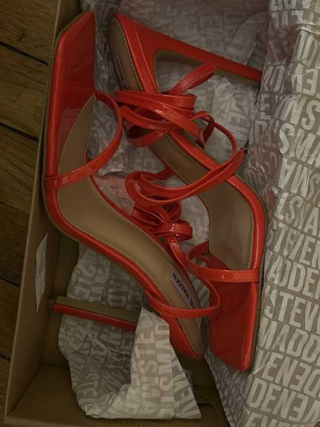 Steve madden best sale red wedges