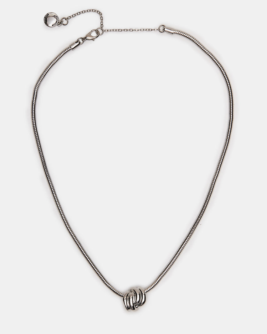 KNOT NECKLACE SILVER