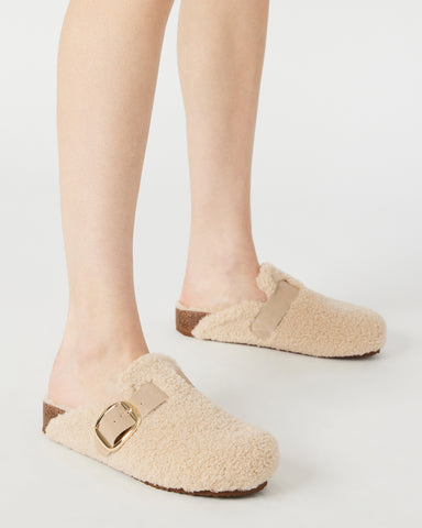 Steve madden hotsell sweater clogs